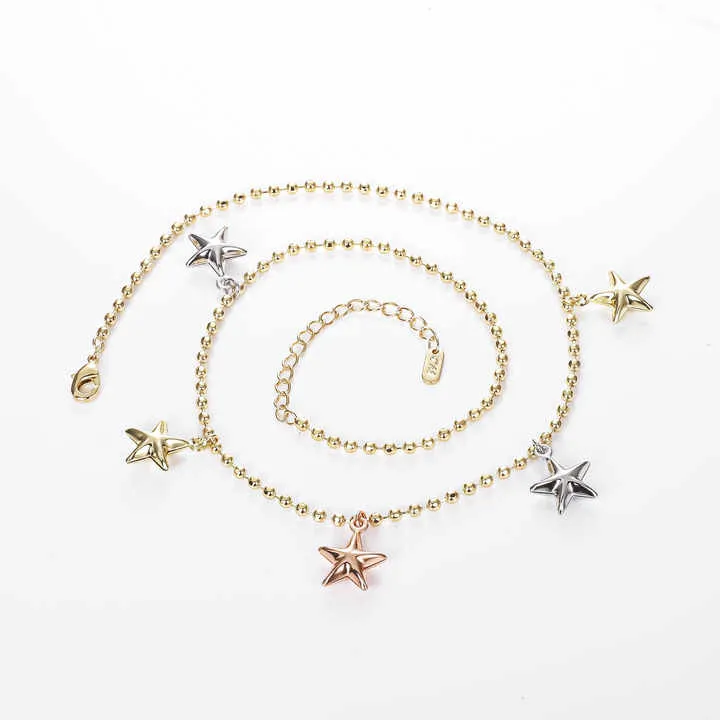 قلادة على شكل نجمة من الذهبGold Star Necklace