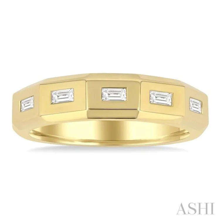 1/6 ctw Geometric Shape Emerald Cut Diamond Fashion Band in 14K Yellow Gold