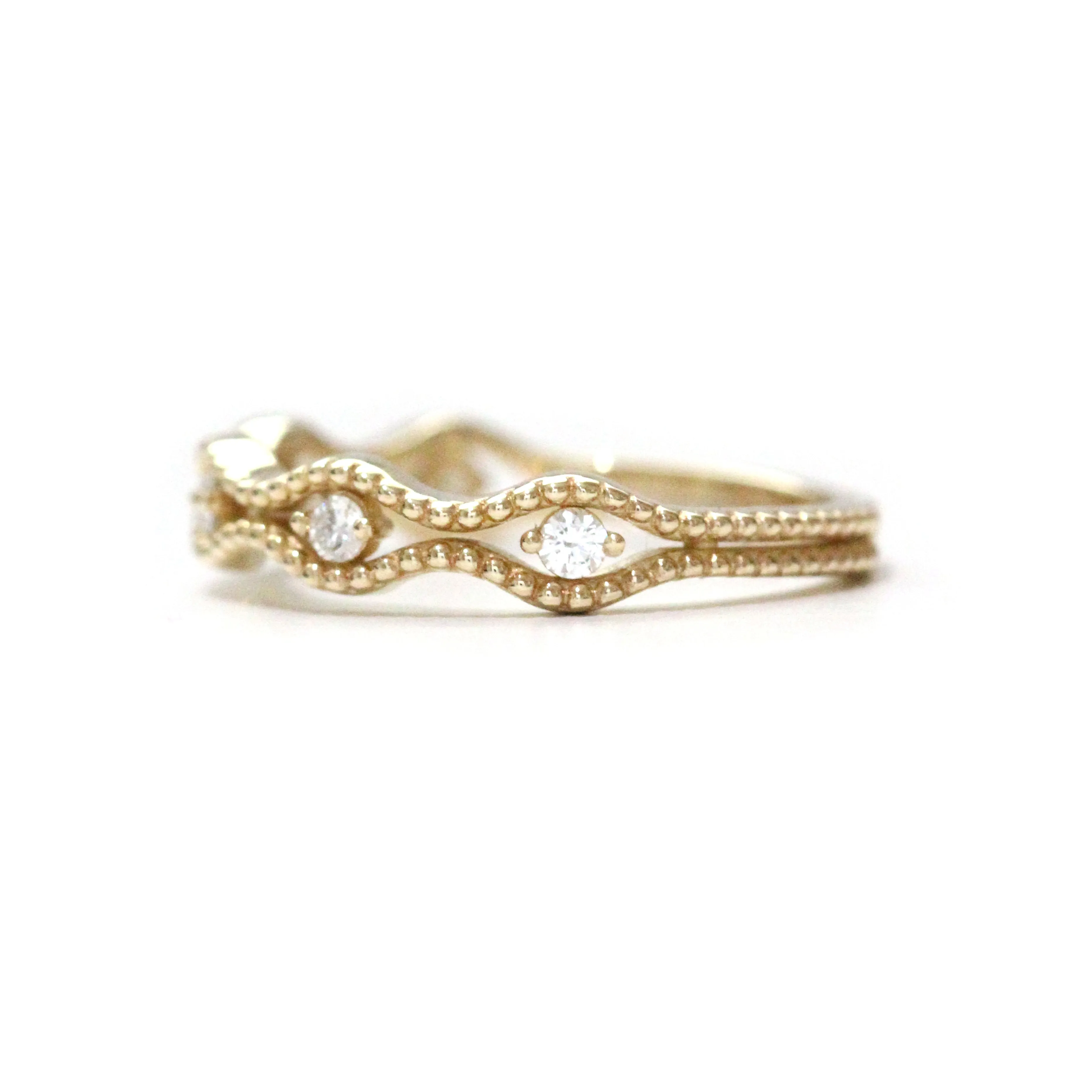 5 Stone Diamond Wavy Double Beaded band