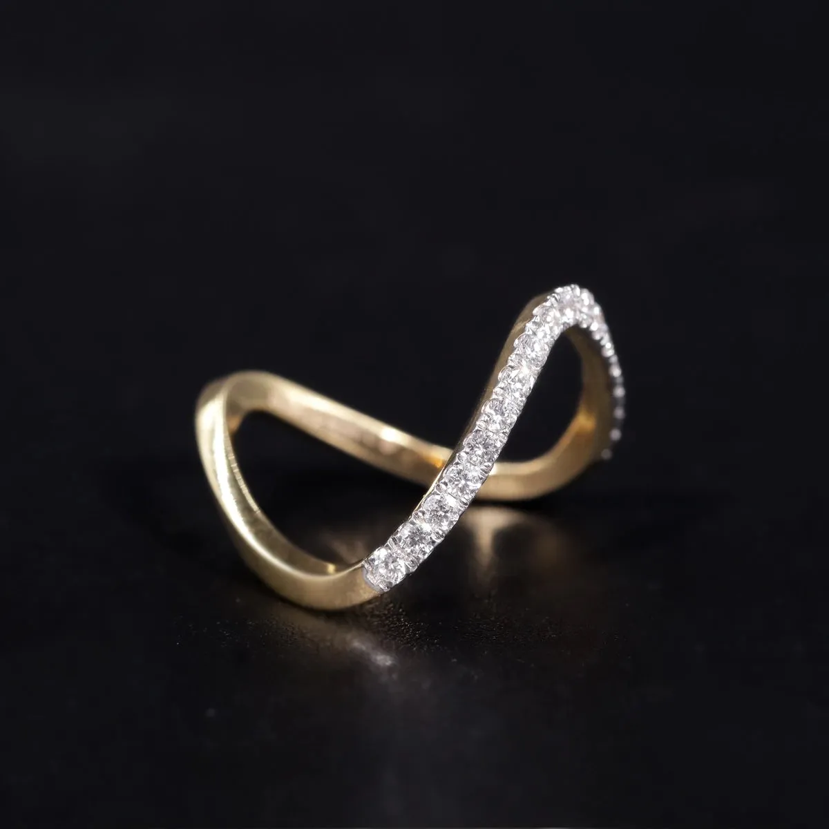 Diamond Vanki Ring