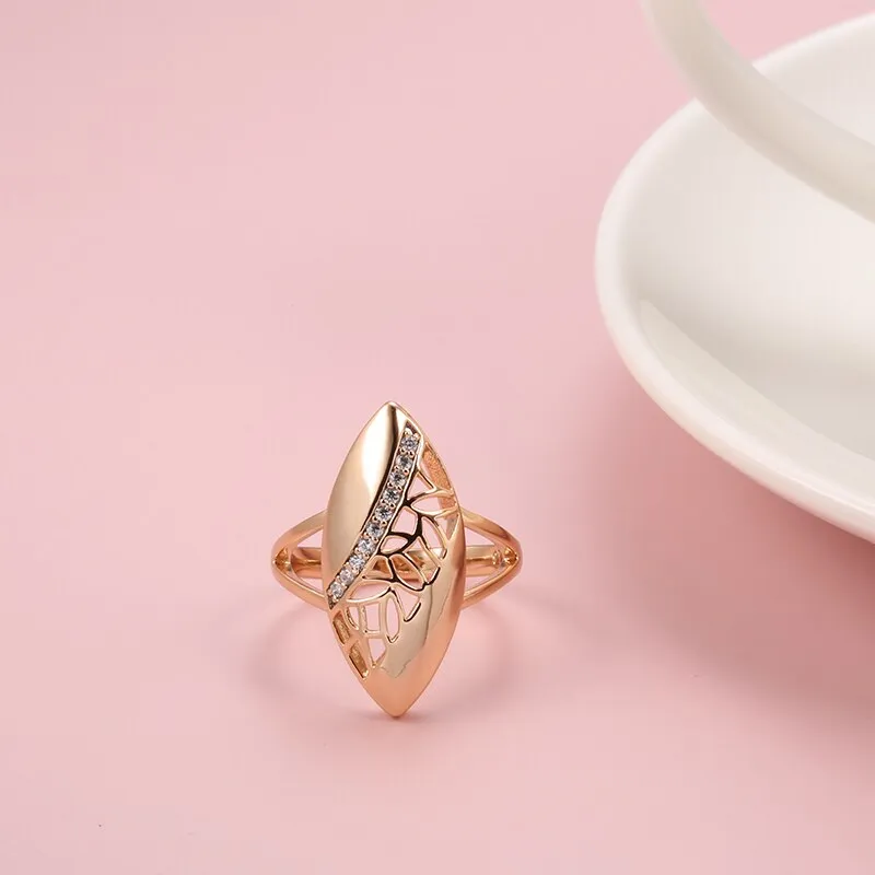 Elegant Oval Hollow Geometric White Zircon Women Rings