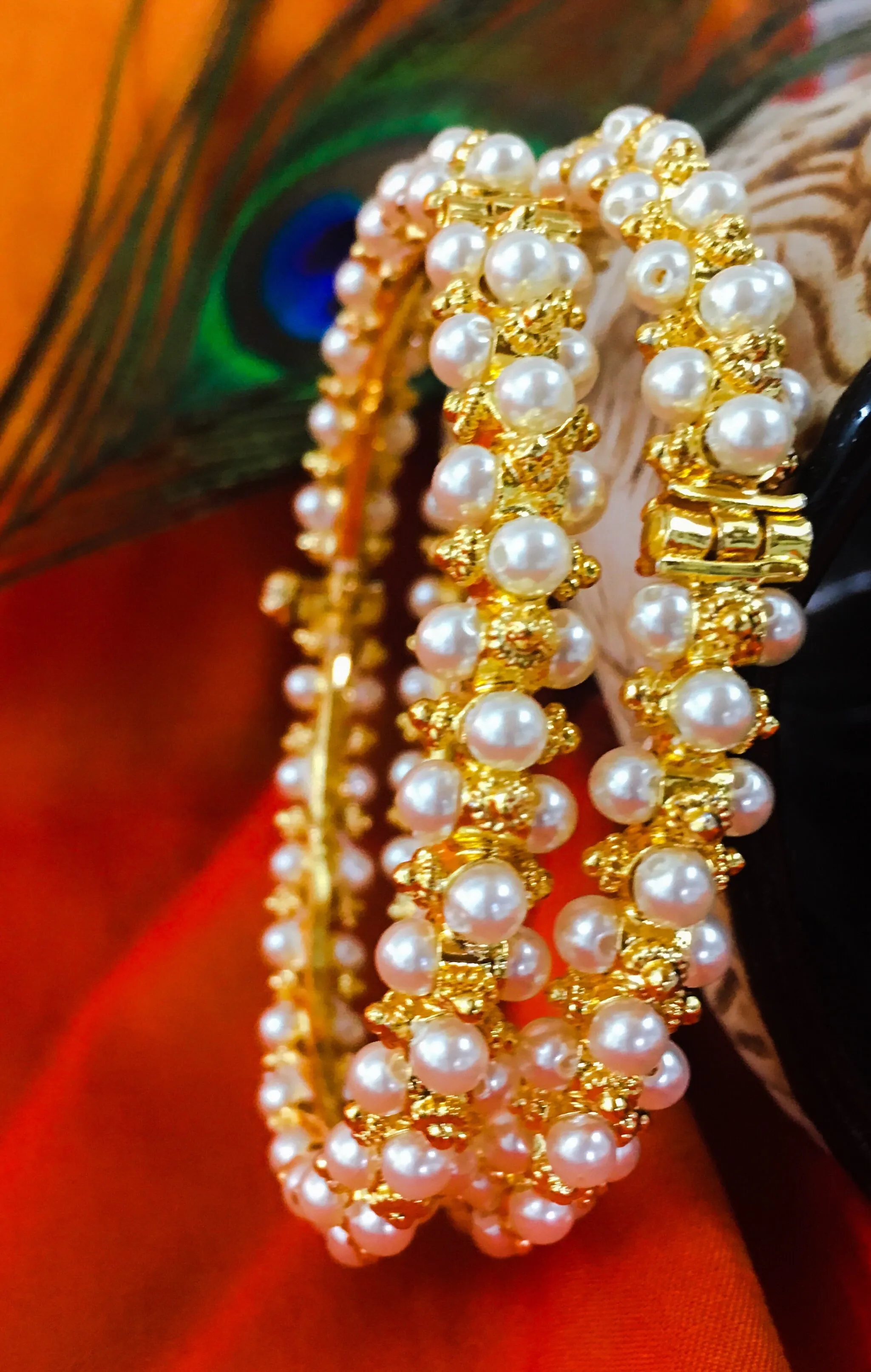GOLDEN & PEARL BEADS BANGLES