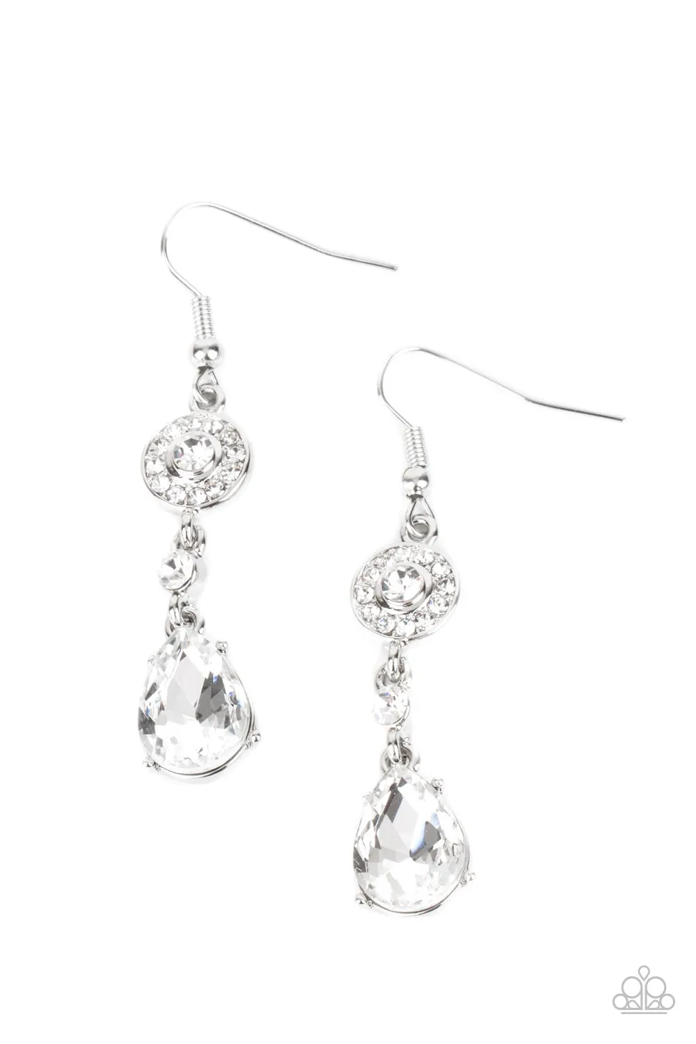 Graceful Glimmer - White Earring