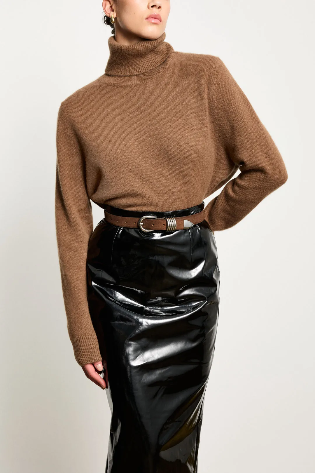 Hollyhock Suede Belt in Chocolate and Silver