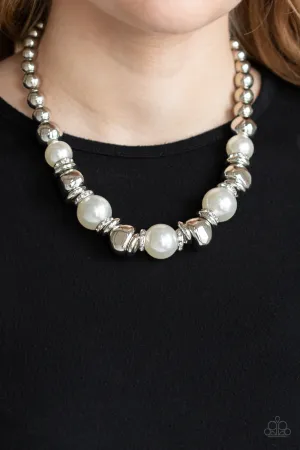 Hollywood HAUTE Spot - White - Necklace