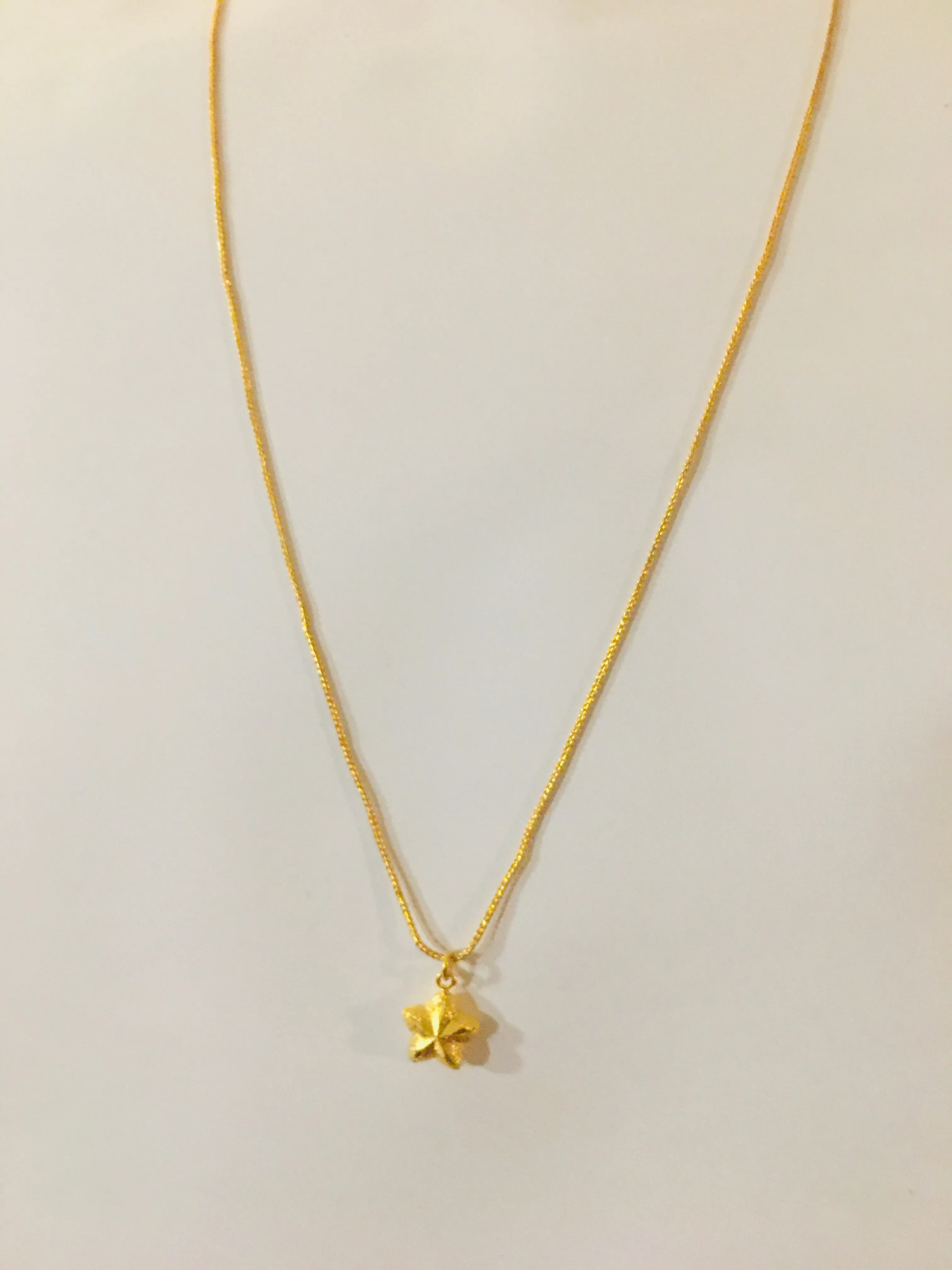 Item no. SP1037 Bangkok 2g. New 16” Necklace with Star  pendant
