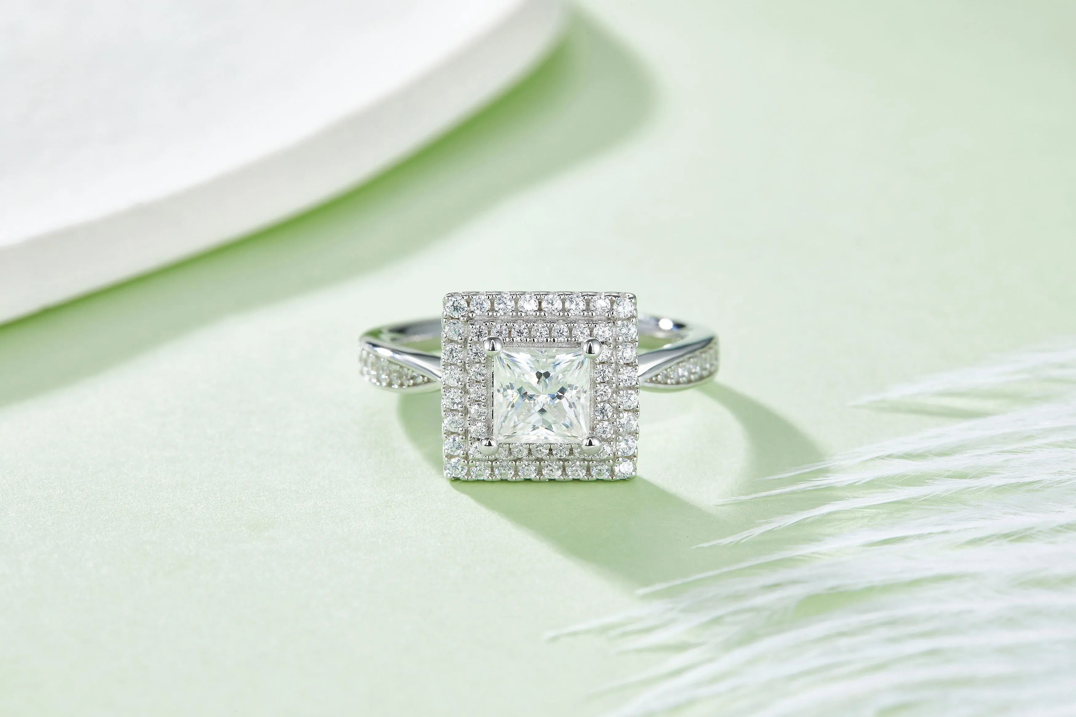 Luxurious Soleste Halo 1.0 Carat Princess Cut Moissanite Engagement Ring