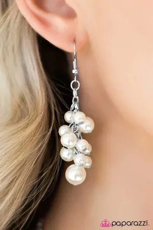 Paparazzi Earring ~ Give Me A BAROQUE! - White