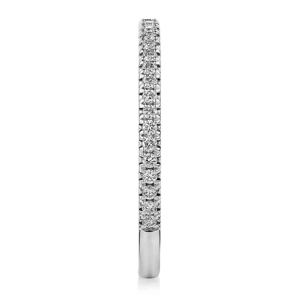 Premium Lab-Grown Diamond, 0.23 carat TW round brilliant wedding or eternity band in platinum
