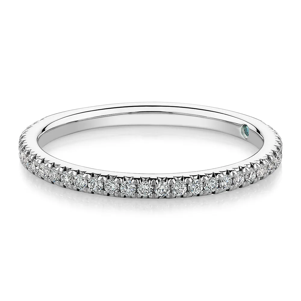 Premium Lab-Grown Diamond, 0.23 carat TW round brilliant wedding or eternity band in platinum