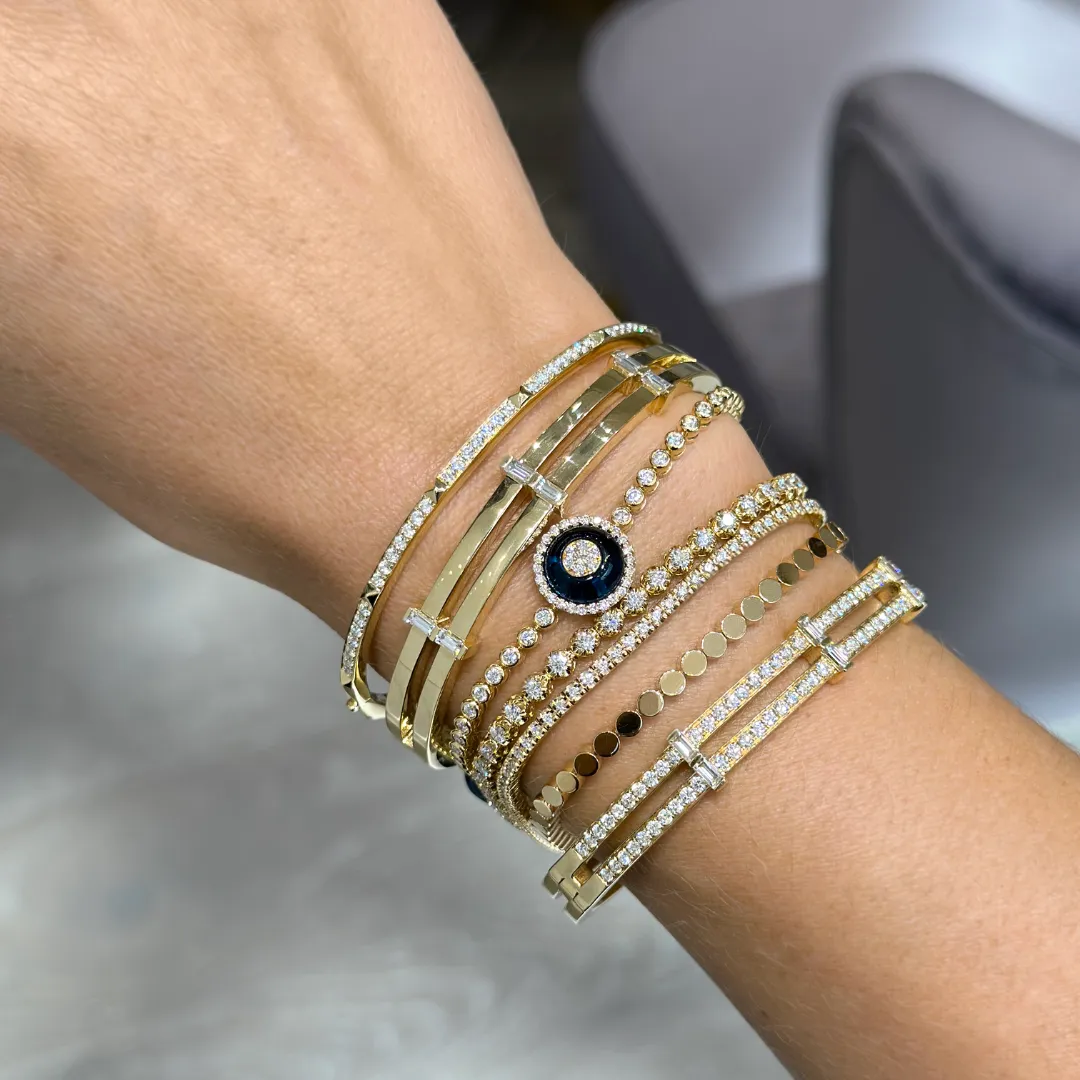 R.08® Une Bangle | 18K Yellow Gold