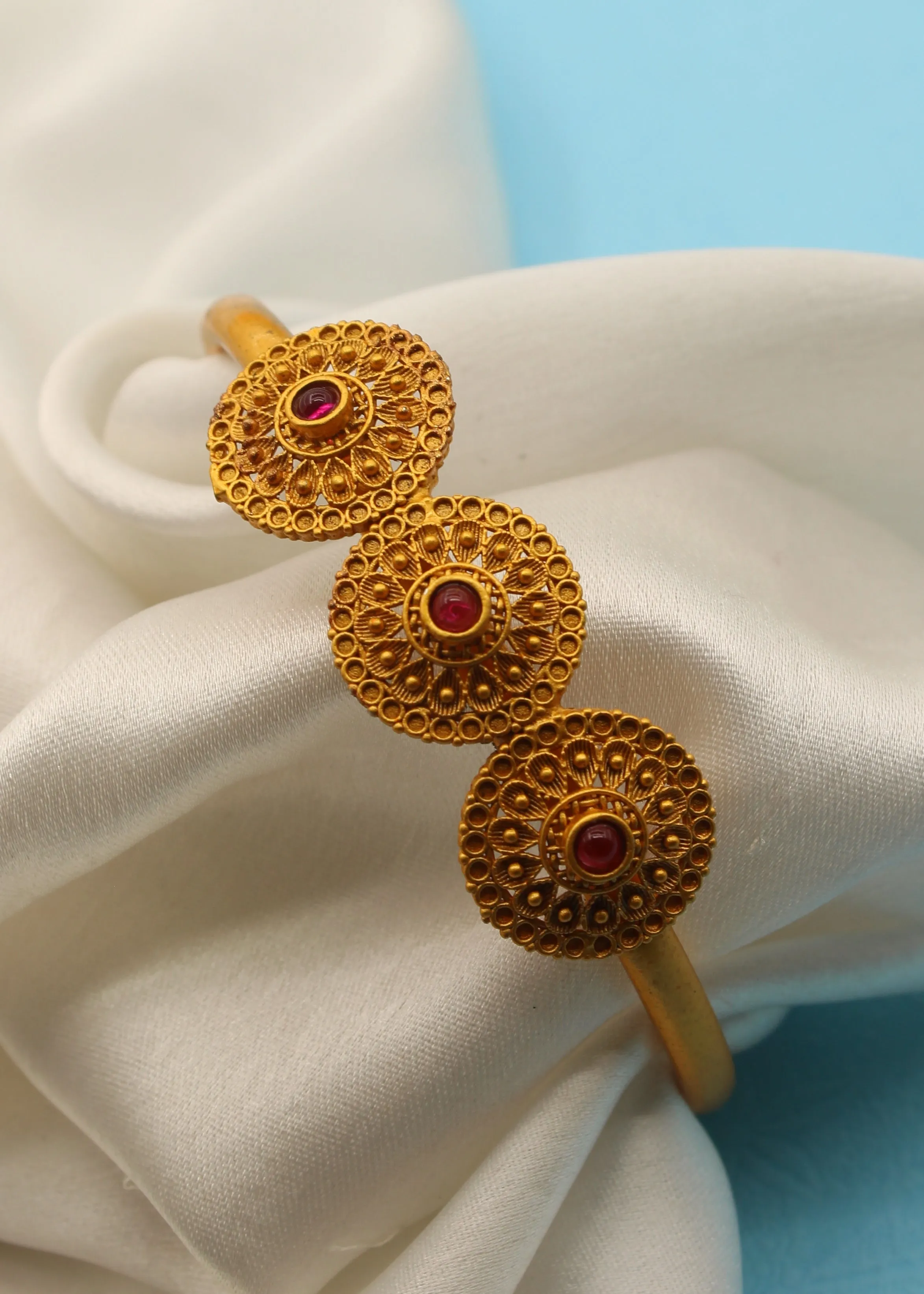 ROYAL DESIGNER KADA