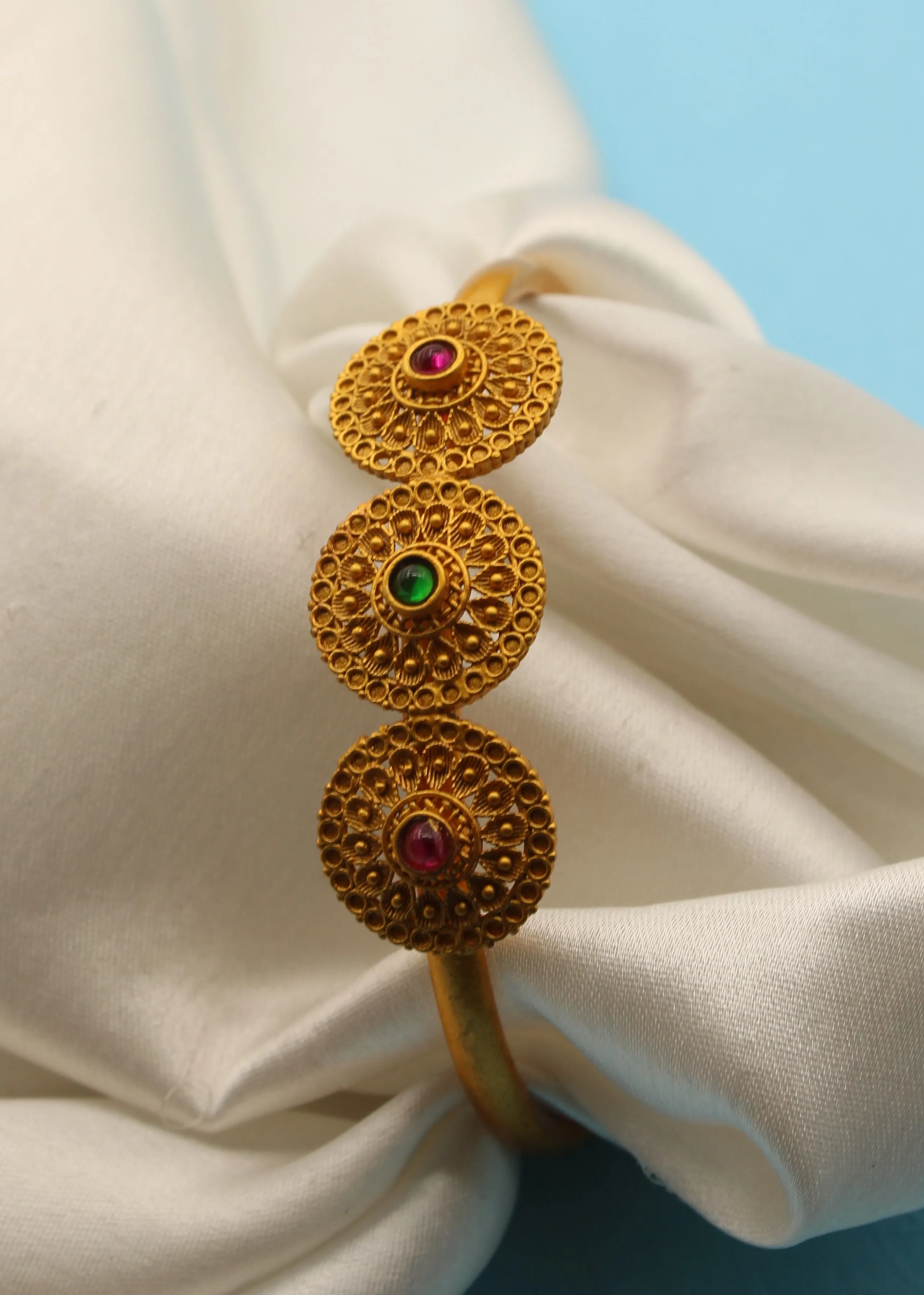 ROYAL DESIGNER KADA
