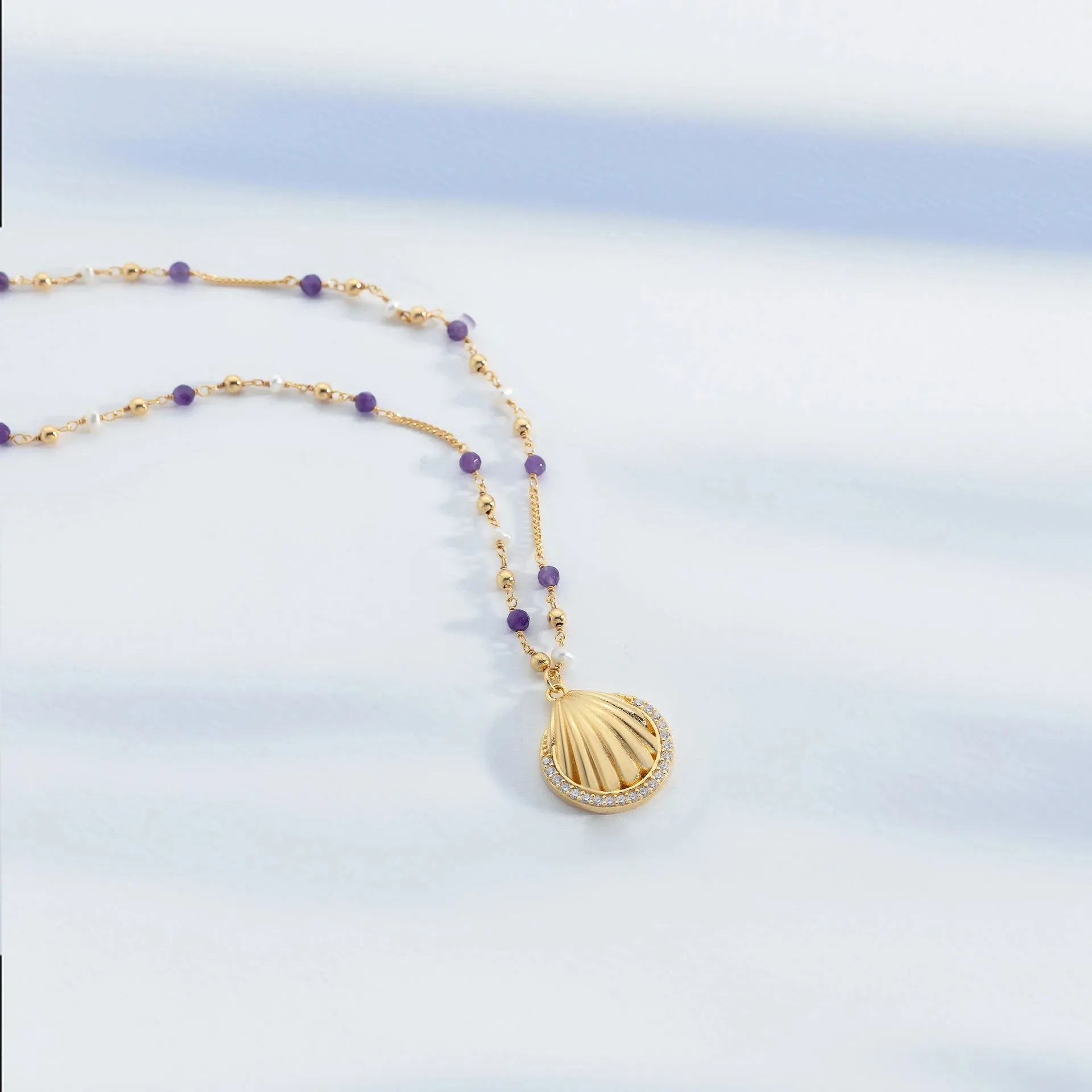 Shell Necklace  Gold-Plated Silver with Pearl - Amethyst Chain