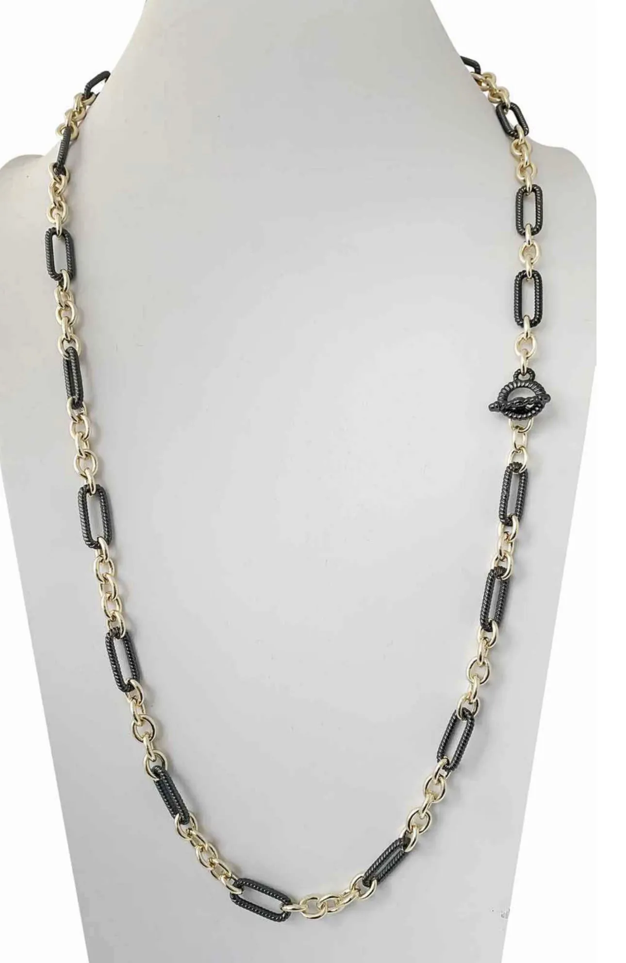 Twisted Links and Loops Necklace