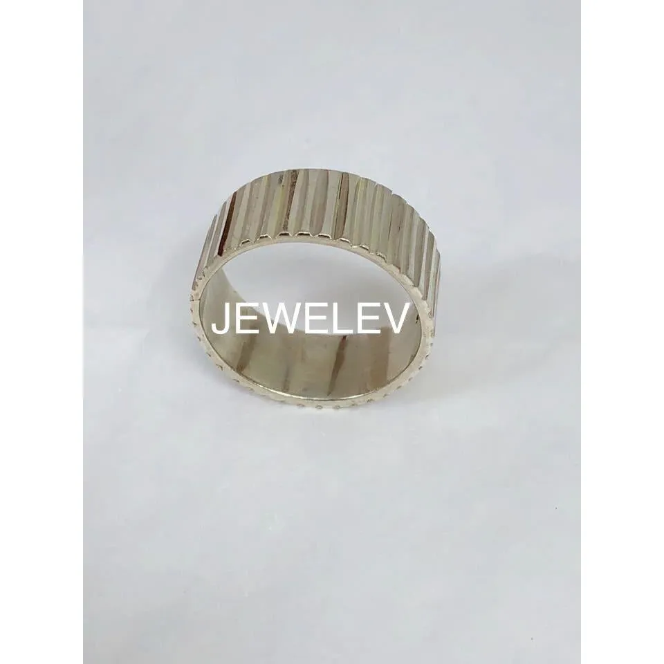 Vertical Cut Ring