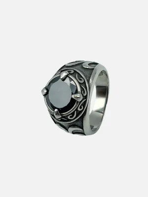 Vintage Gemstone Engraved Ring