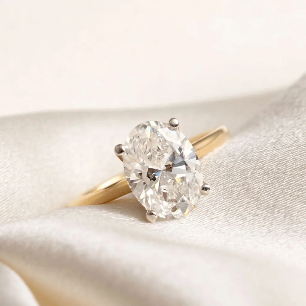 Zariyah 3.00ct | Oval Solitaire Lab Diamond Set in 18ct Gold